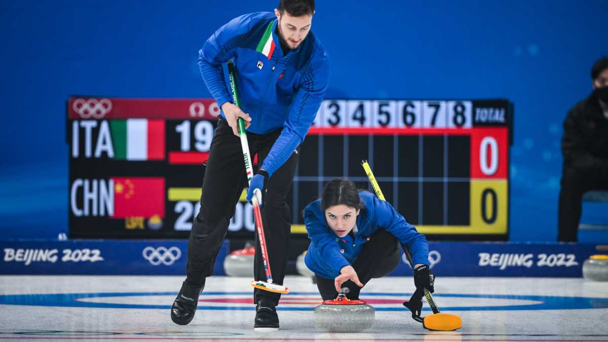 Immagine di Storico Curling. La prima volta di Amos Mosaner e Stefania Constantini