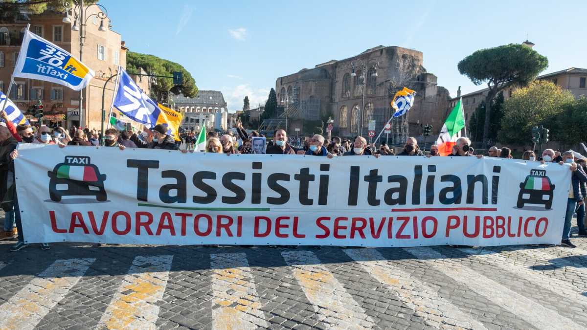 Immagine di Il ddl Concorrenza finisce nella palude del Senato. E a Palazzo Chigi suona l'allarme per il Pnrr