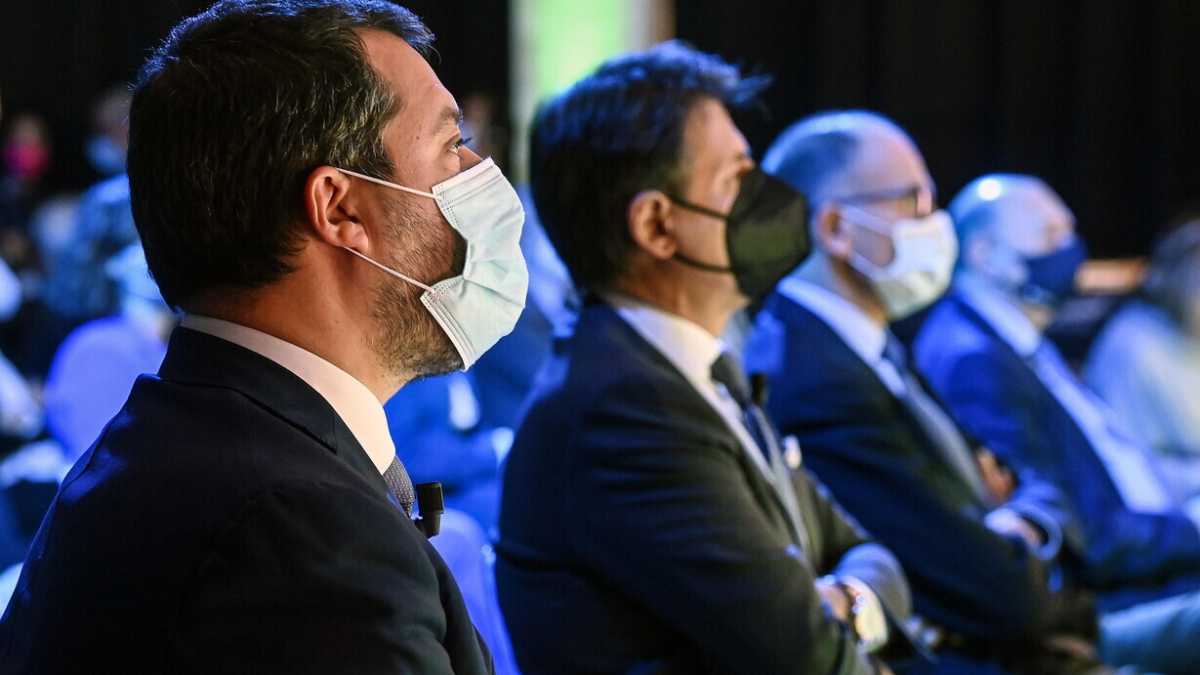 Immagine di La lezione di Gabrielli a Salvini e Conte sul caso Belloni