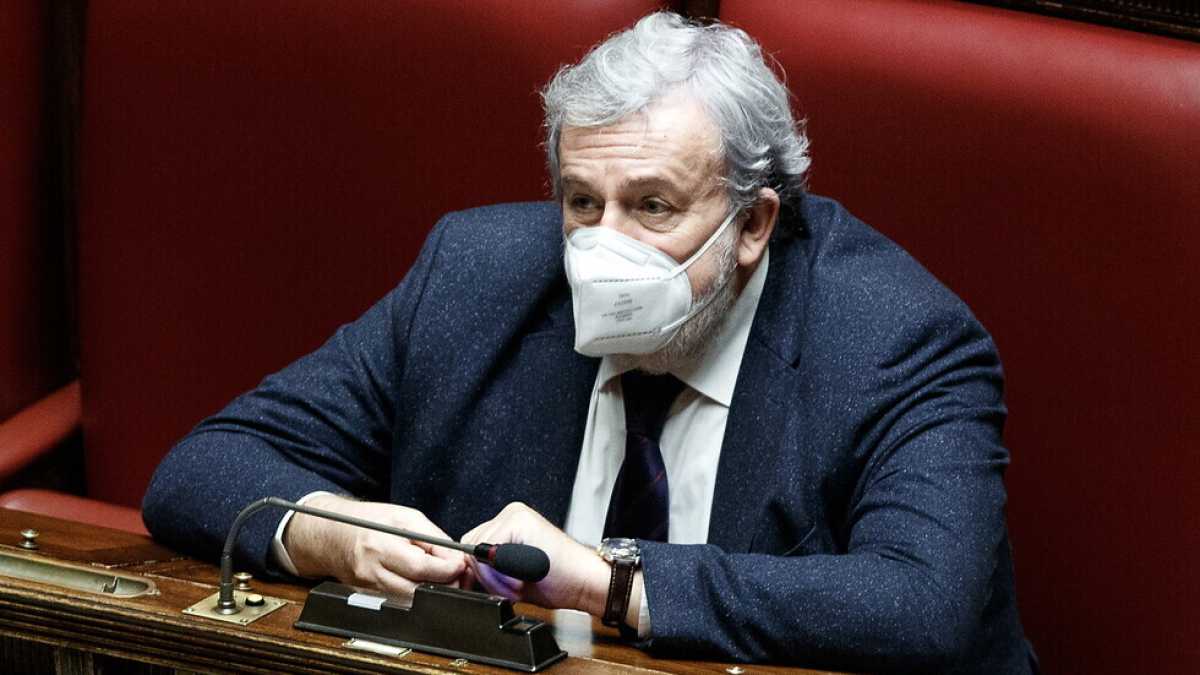 Immagine di Le regole che arriveranno e quelle che ci sono. Ma che dice il Csm su Emiliano?