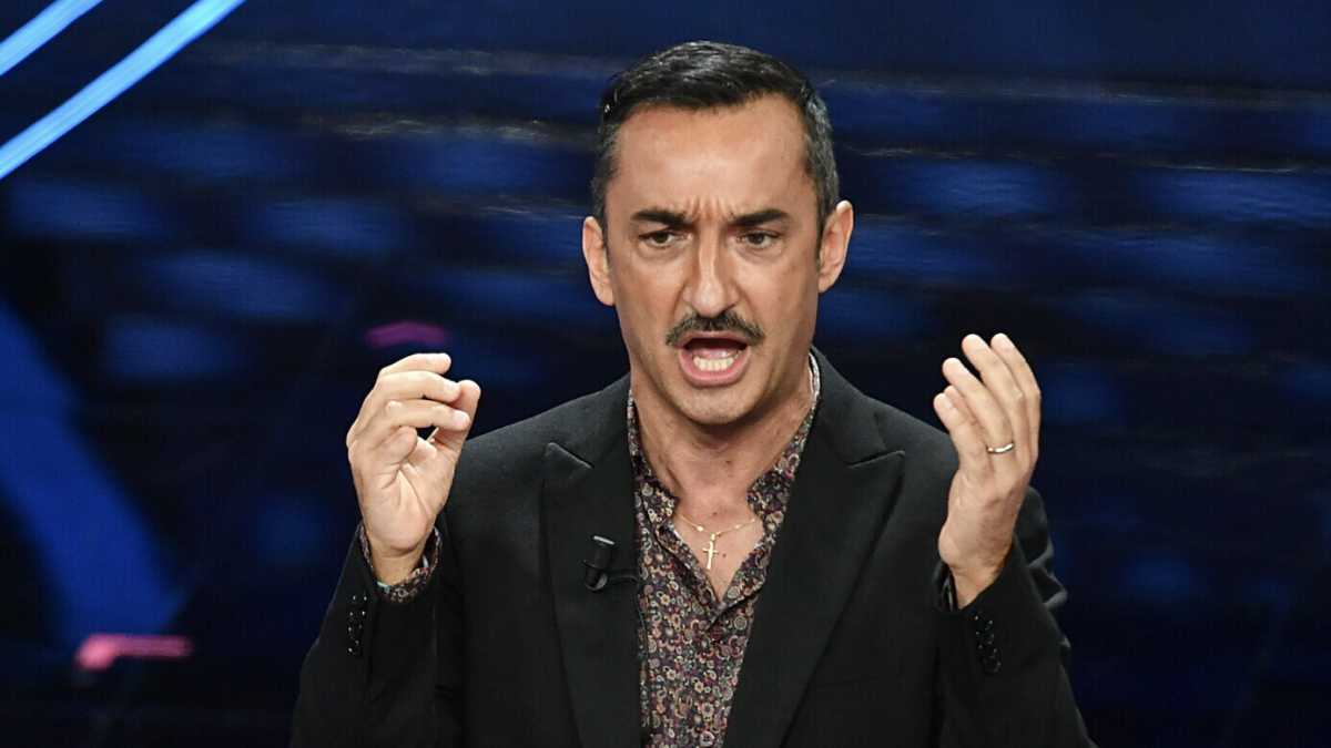 Immagine di Prosegue la singolar tenzone con Nicola Savino. Pegni da capogiro