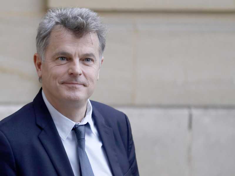 Fabien Roussel, candidato comunista alle presidenziali francesi (foto EPA)<br />