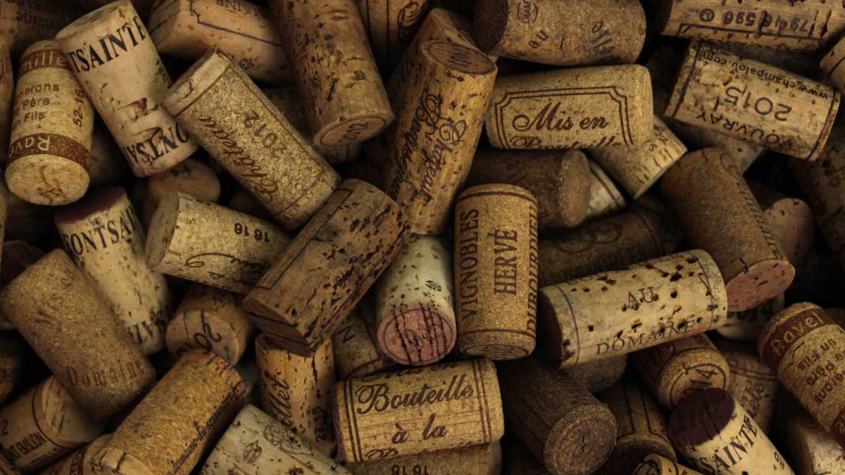 Immagine di Chiacchiere sui tappi. Perché rifuggire le novità tecniche nel vino?