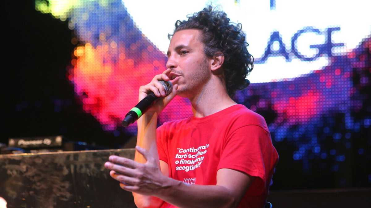 Immagine di “Un certo ambientalismo ci impedisce di prendere le decisioni sensate”. Parla Mattia Santori