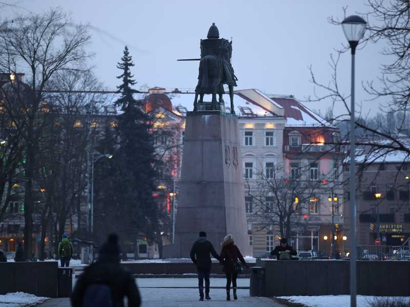 Il monumento di Gediminas nel centro storico nel centro della citt&agrave; (Foto di Sean Gallup/Getty Images)