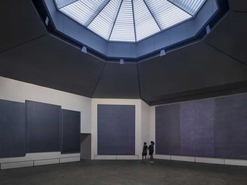 La Rothko Chapel a Houston, la cappella aconfessionale completata nel 1971 e ornata con le tele del pittore americano Mark Rothko (Ansa)&nbsp;<br />