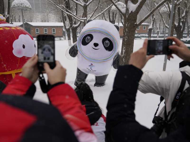 Pechino 2022 inaugura la guerra dei panda