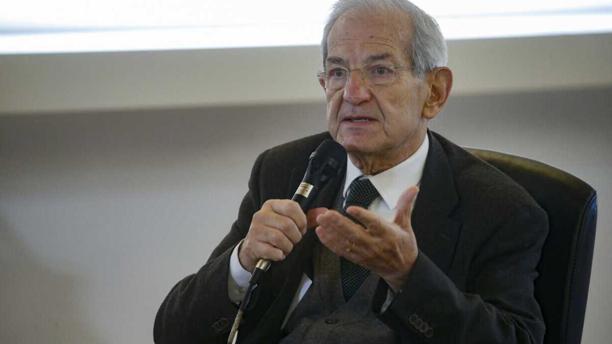 Immagine di “Ristabilire confini netti tra potere giudiziario e potere politico”. Chiacchiere con Violante