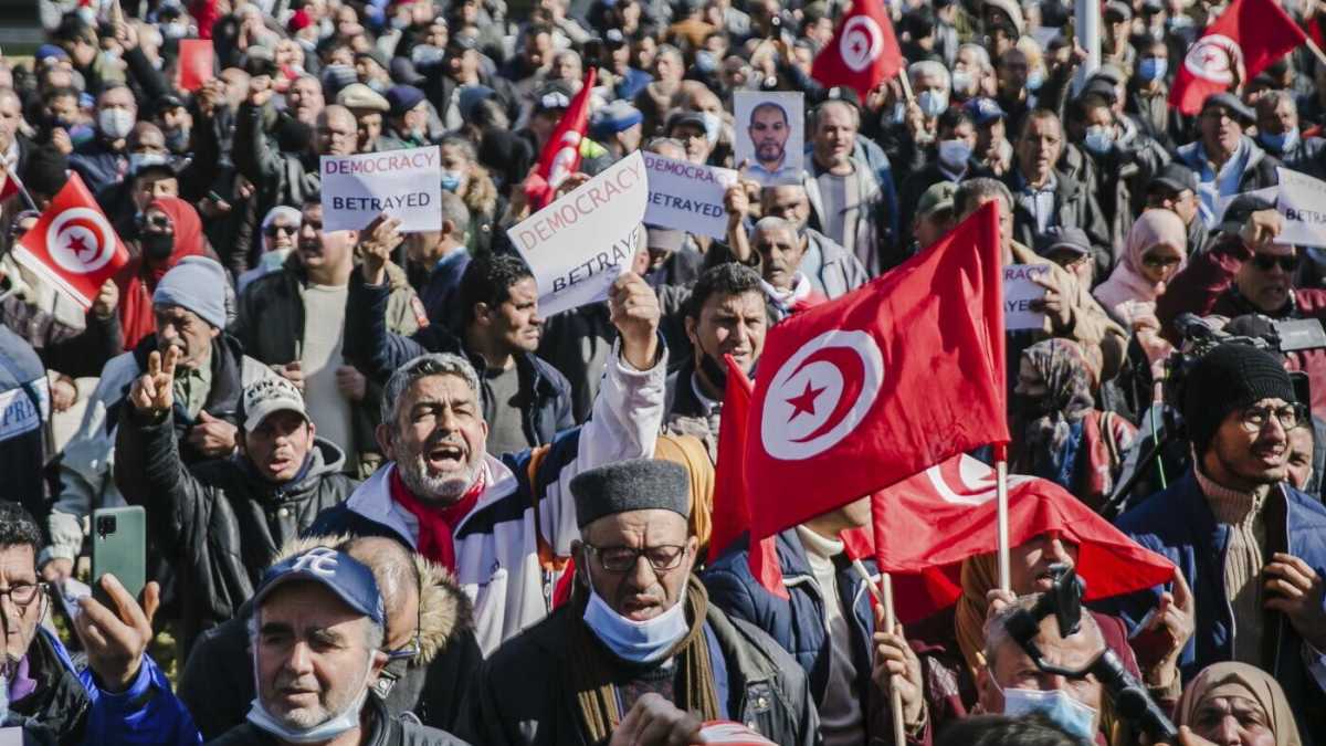 Immagine di Il presidente Saied dissolve il Csm e riporta la Tunisia indietro di dieci anni