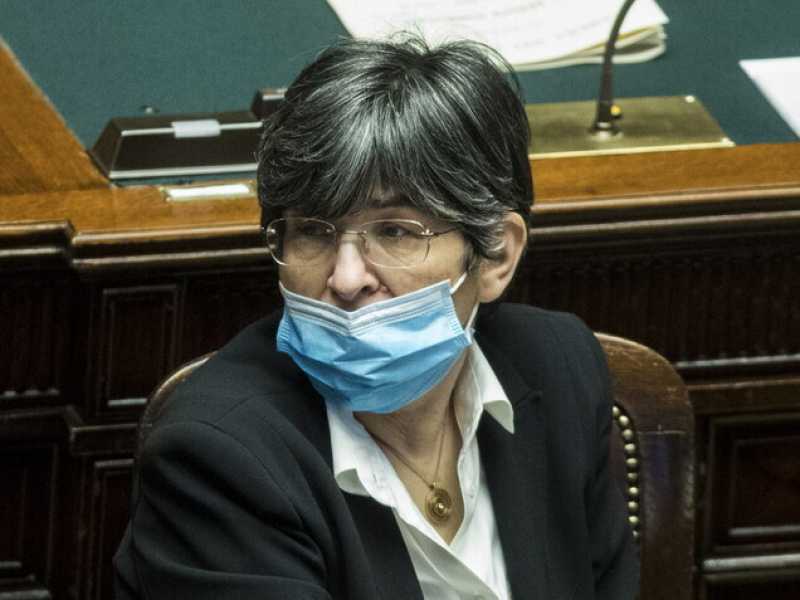 "Bollette e Superbonus in Cdm. Su automotive è l'ora della riconversione". Parla Guerra (Mef)