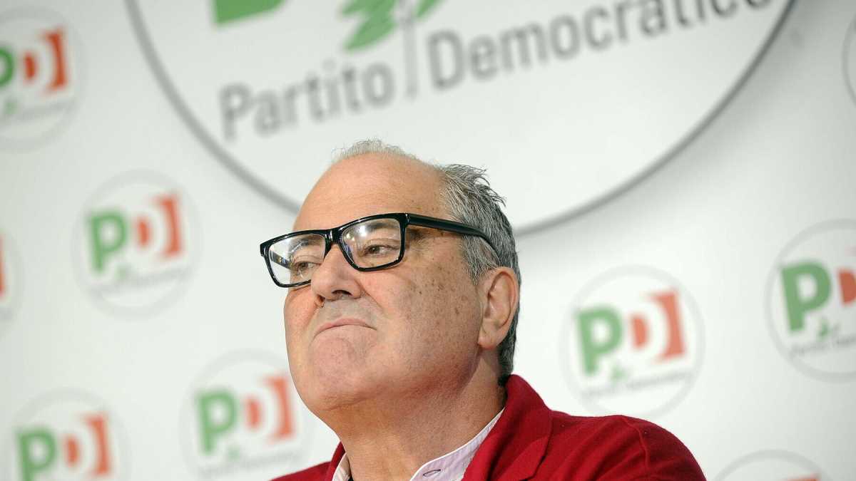 Immagine di Parla Bettini: "Il Pd e la Lega insieme anche dopo Draghi. Meloni è un'illiberale"
