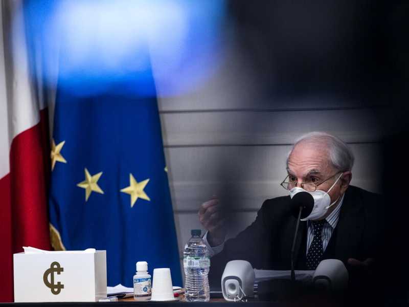 Giuliano Amato (Ansa)