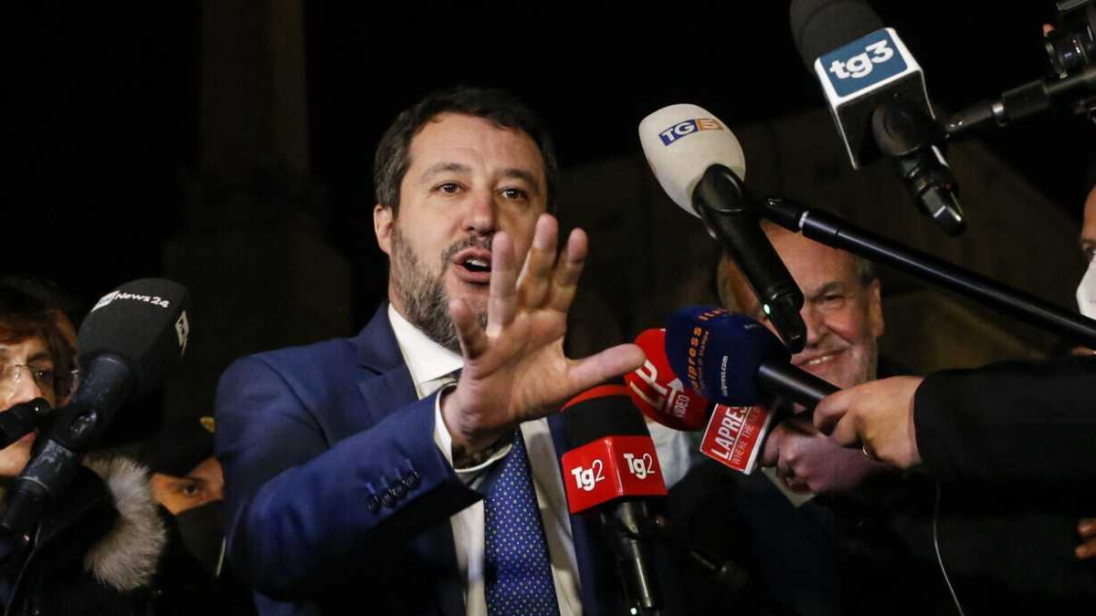 Immagine di Via il green pass? "Lo spero", dice Salvini. E la Lega prova il blitz alla Camera