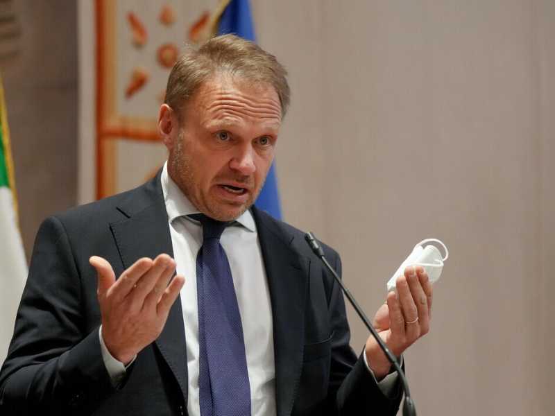 "Se la Lega boicotta Musumeci in Sicilia, FdI non appoggerà un leghista in Lombardia", dice Lollobrigida