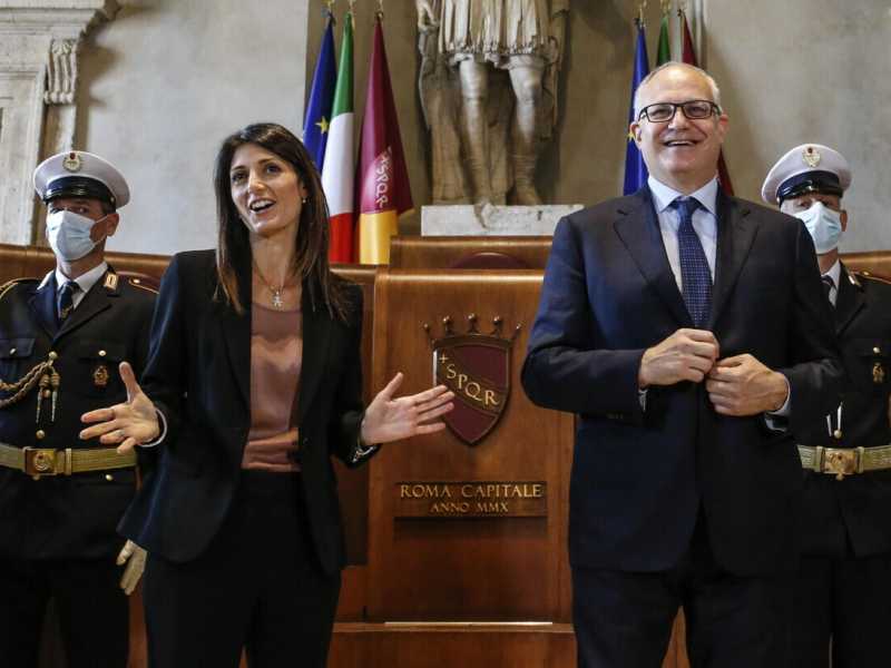 Raggi, da paladina No vax a lady Expo: il Pd la vota a capo della commissione