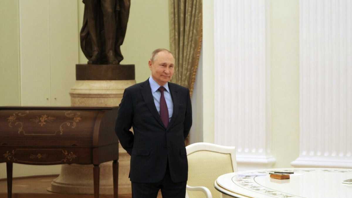 Immagine di Le statue abbattute e i muezzin e pure l'Ucraina. Occidente, tutto bene?