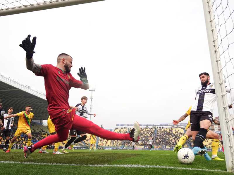Parma Ternana del 19 febbraio 2022, Elias Cobbaut realizza il gol dell'1-2 (foto Massimo Paolone/LaPresse) <br />