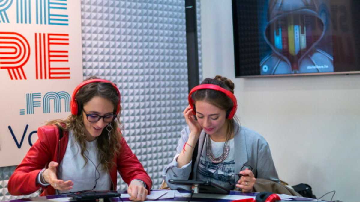 Immagine di Con Storielibere alle radici dei podcast