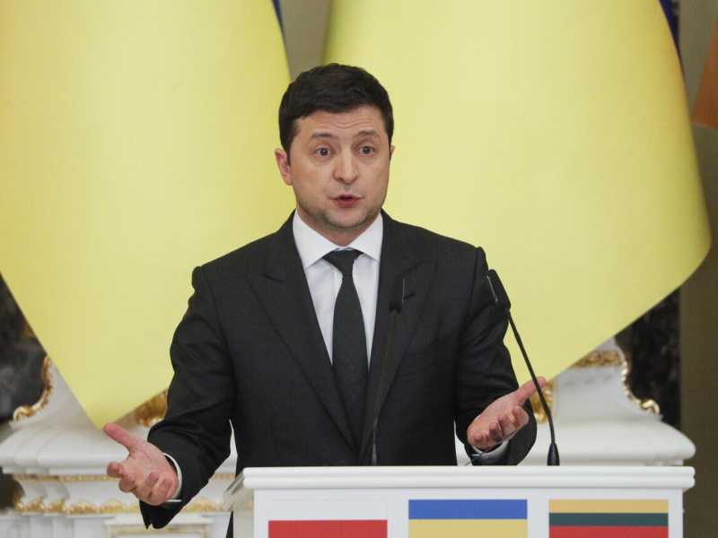 Zelensky risponde a Draghi: "Cercherò di spostare il programma di guerra per parlare con lui"