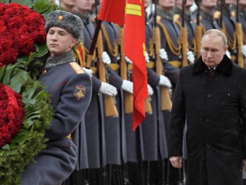 Putin ha “ambizioni illimitate”, ci dice Anne Applebaum. Ci vuole una svolta strategica