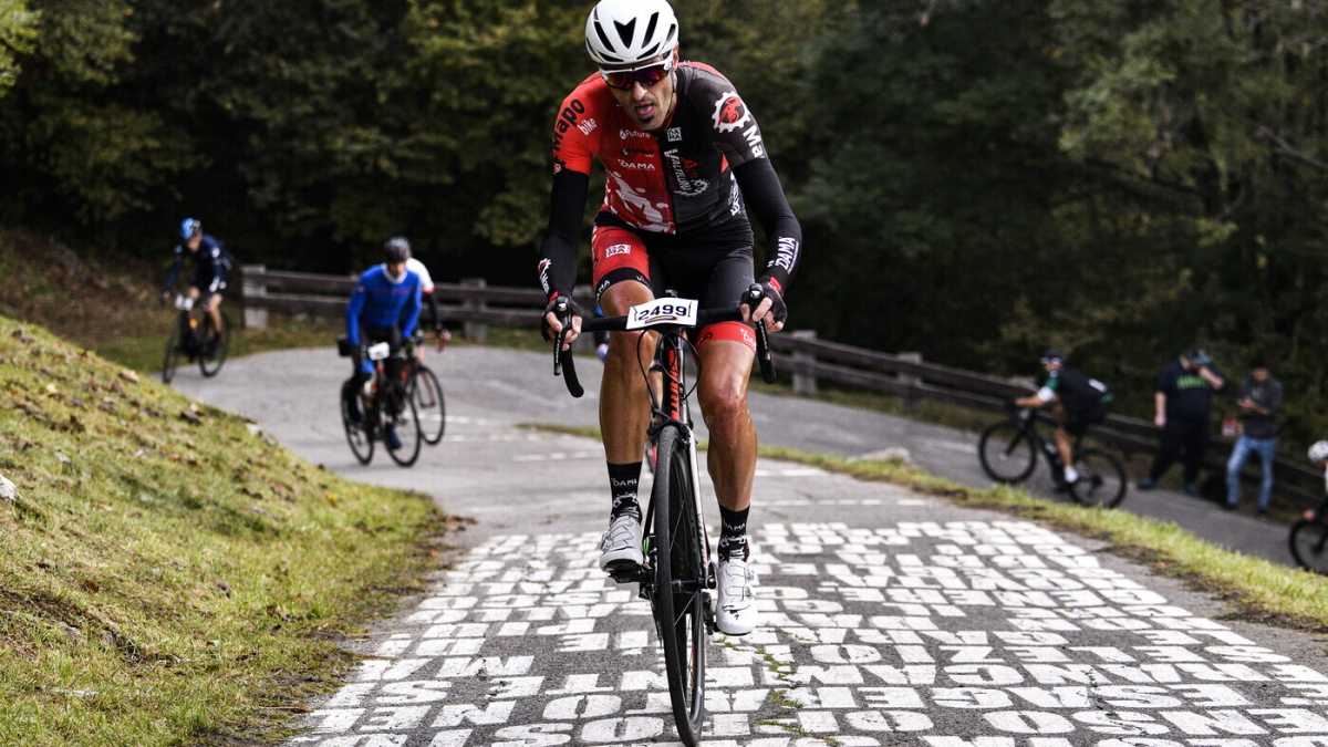Immagine di I muri nel ciclismo uniscono, sono la poesia della fatica