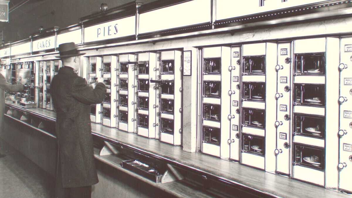 Immagine di Comfort food in cambio di monetine. La nostalgia americana per l'Automat