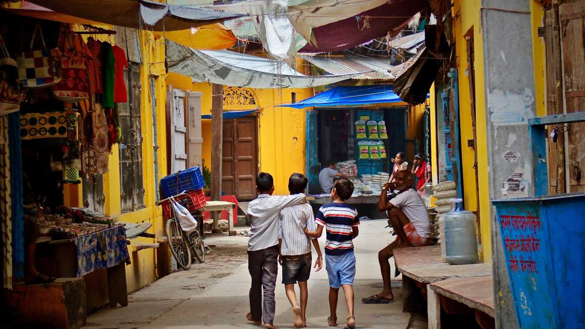 Immagine di Che triste il mondo in cui gli scemi sono invisibili e i villaggi sempre più scemi