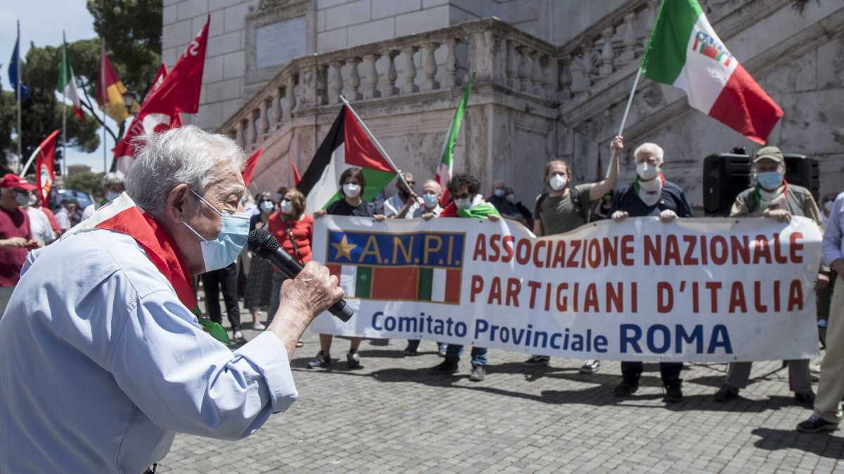 Immagine di Sull'Ucraina l'Anpi ha deciso da che parte stare: "La colpa è dell'occidente"