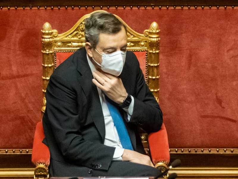 I ceffoni di Draghi contro i populisti del gas: "L'Italia non si oppone a nessuna sanzione"
