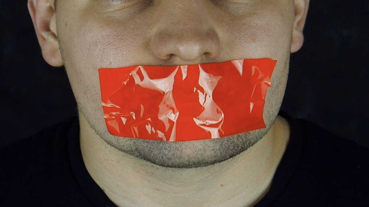 Immagine di Ora che sono tornati i problemi veri, che ne sarà di noi vittimisti?