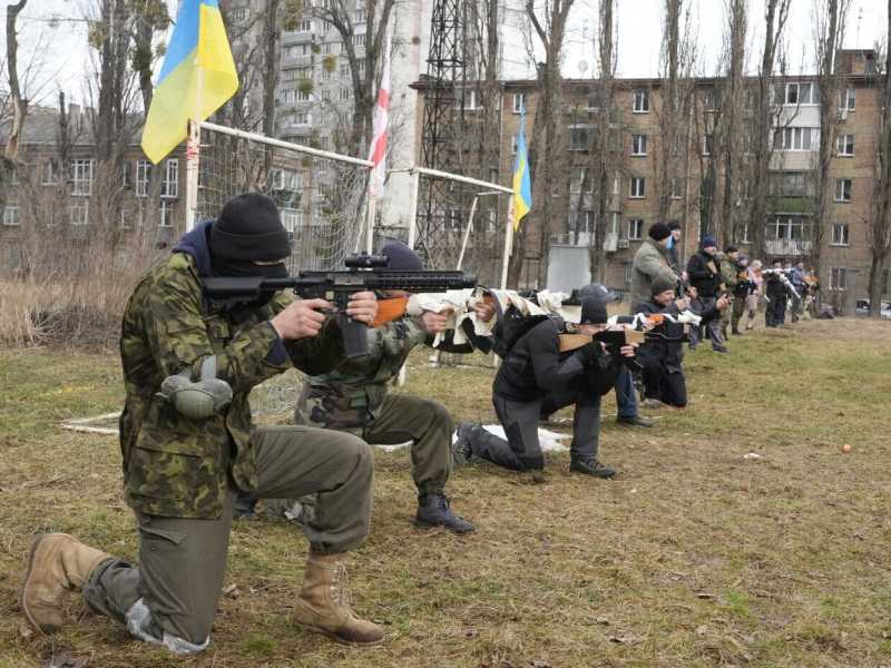 Chi si sta unendo alla “legione internazionale” voluta da Kyiv