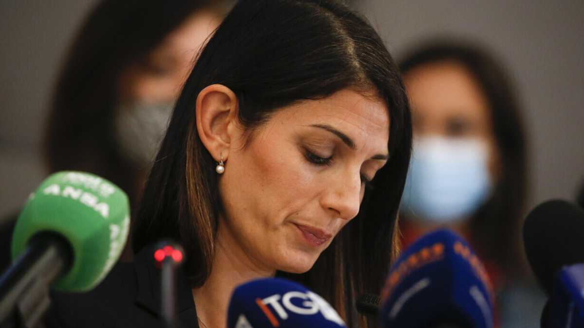 Immagine di Da Petrocelli a Raggi, gli scettici del M5s sulle armi in Ucraina