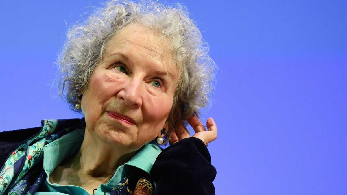 Immagine di Margaret Atwood: "La paura dei russi è una follia. Cosa c'entra Dostoevskij con Putin?"