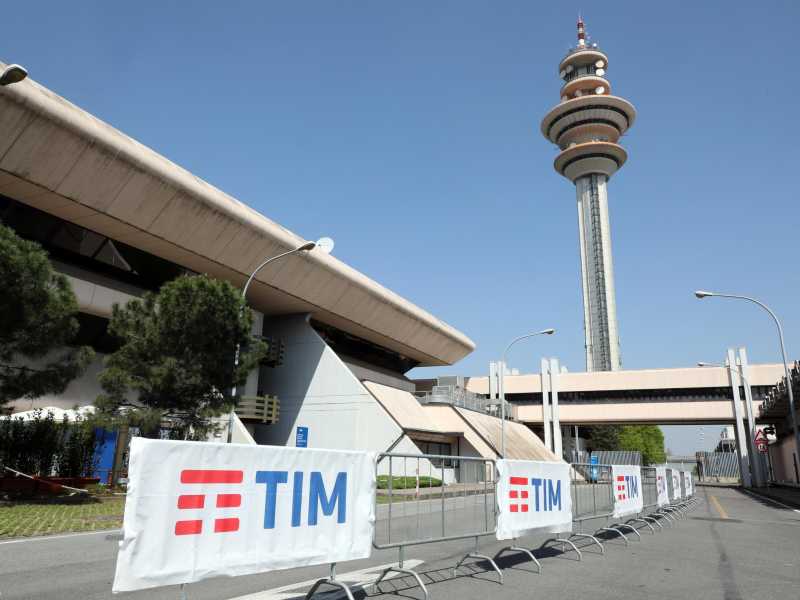 Una rete unica aperta ai privati: la via d'uscita per evitare una débâcle per Tim