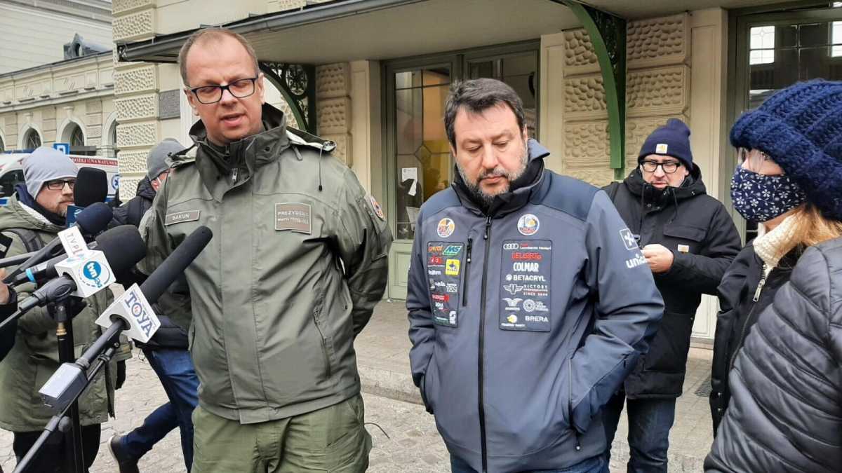 Immagine di Salvini contestato in Polonia: "Vieni a vedere cosa ha fatto il tuo amico Putin"