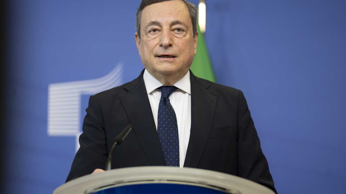 Immagine di Draghi negozia la nuova energia con la Ue, in Italia si è ancora fermi al catasto