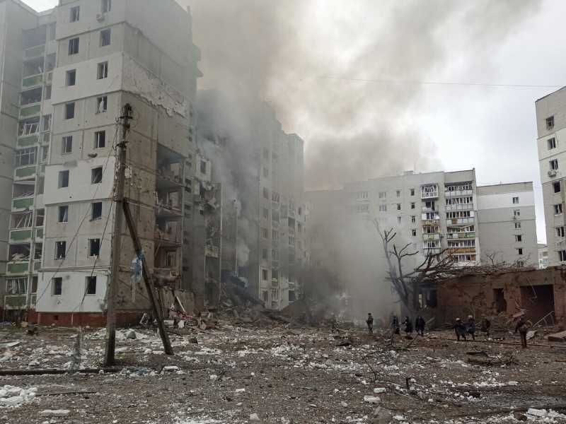 Dopo Kharkiv, i russi stanno radendo al suolo Chernihiv per far vedere di cosa sono capaci