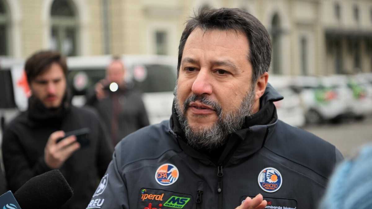 Immagine di Matteo Salvini, un clown triste e sconfitto