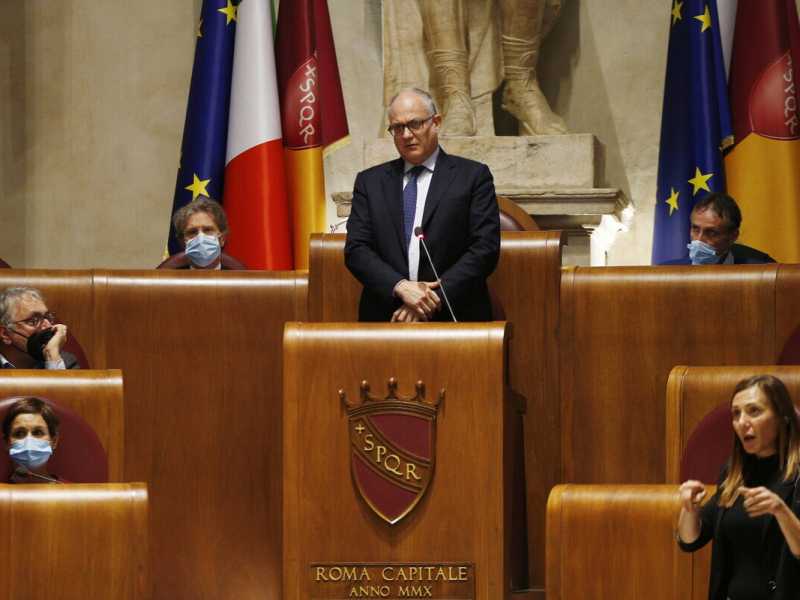Gualtieri assume perché in Campidoglio nessuno sa fare il Pnrr