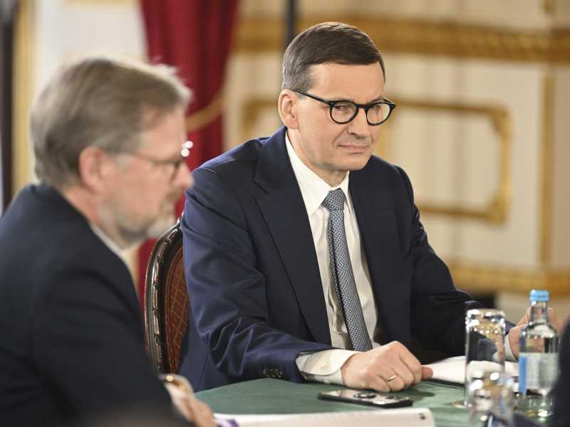 Tre leader dell’Ue diretti a Kyiv. Zelensky rinuncia all’ingresso nella Nato