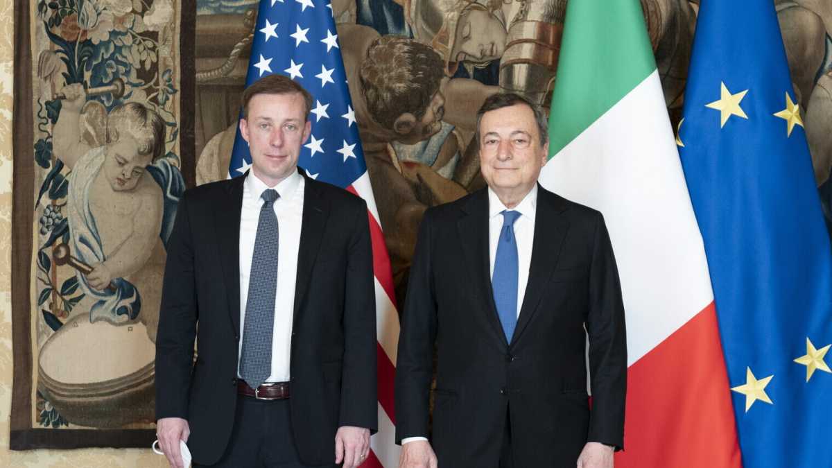 Immagine di "Mister Draghi", l'Intesa tra Italia e Usa oltre all'Ucraina è anche a prova di chip