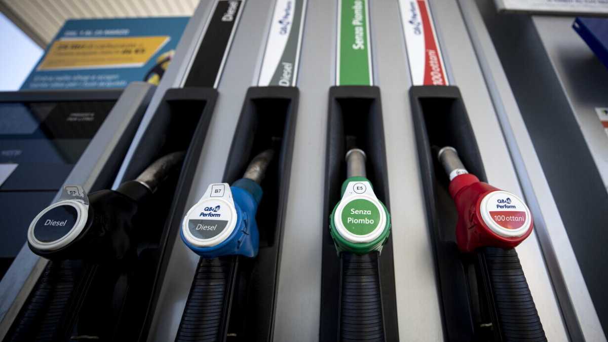 Immagine di Ecco perché benzina e diesel sono aumentati (spoiler: non è colpa dei benzinai)