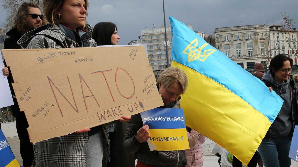 Immagine di C'è una sinistra che scopre il volto antimperialista della Nato