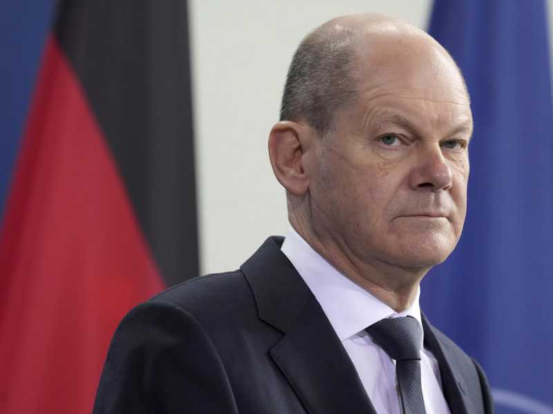 Scholz risponde all’appello di Zelensky con give diplomacy a chance