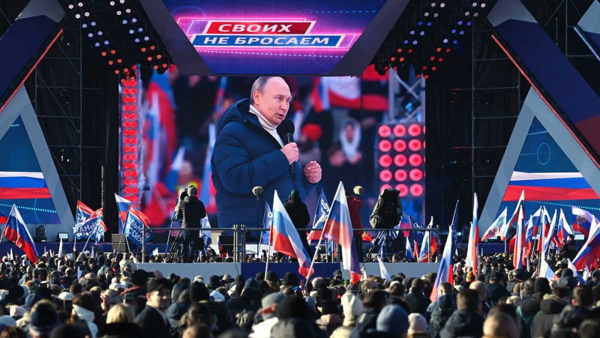 Immagine di La prova di forza (pagata) di Vladimir Putin