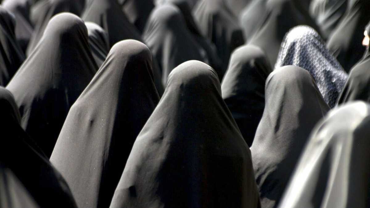 Immagine di Il mondo capovolto dei custodi dei diritti