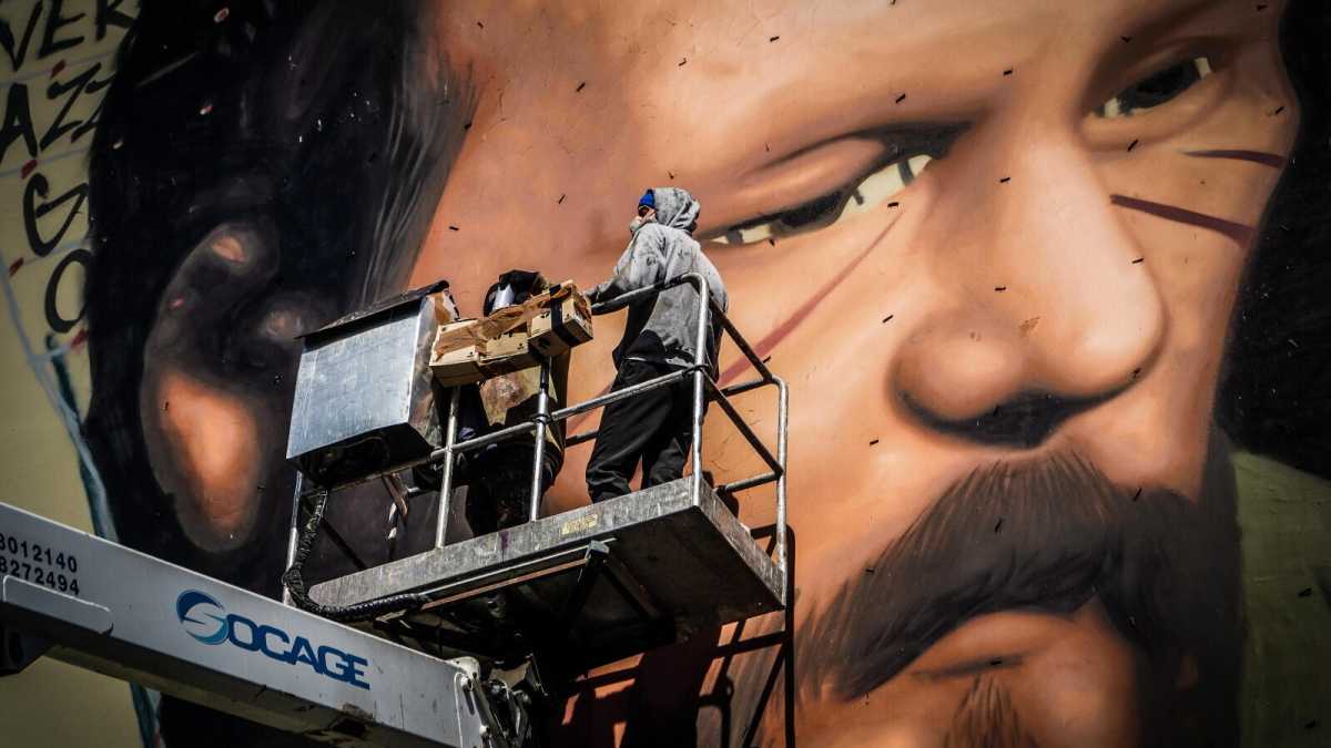 Immagine di Dostoevskij torna a Napoli. Il murales contro censura e russofobia