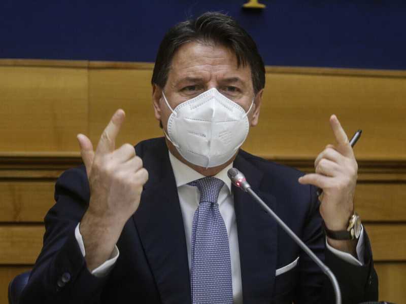 Conte batte cassa: M5s in rosso