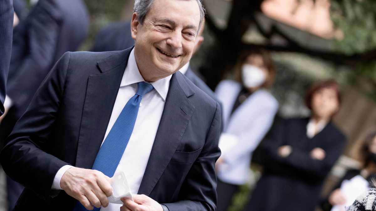 Immagine di Golden power e 5G: così Draghi rafforza lo scudo anticinese