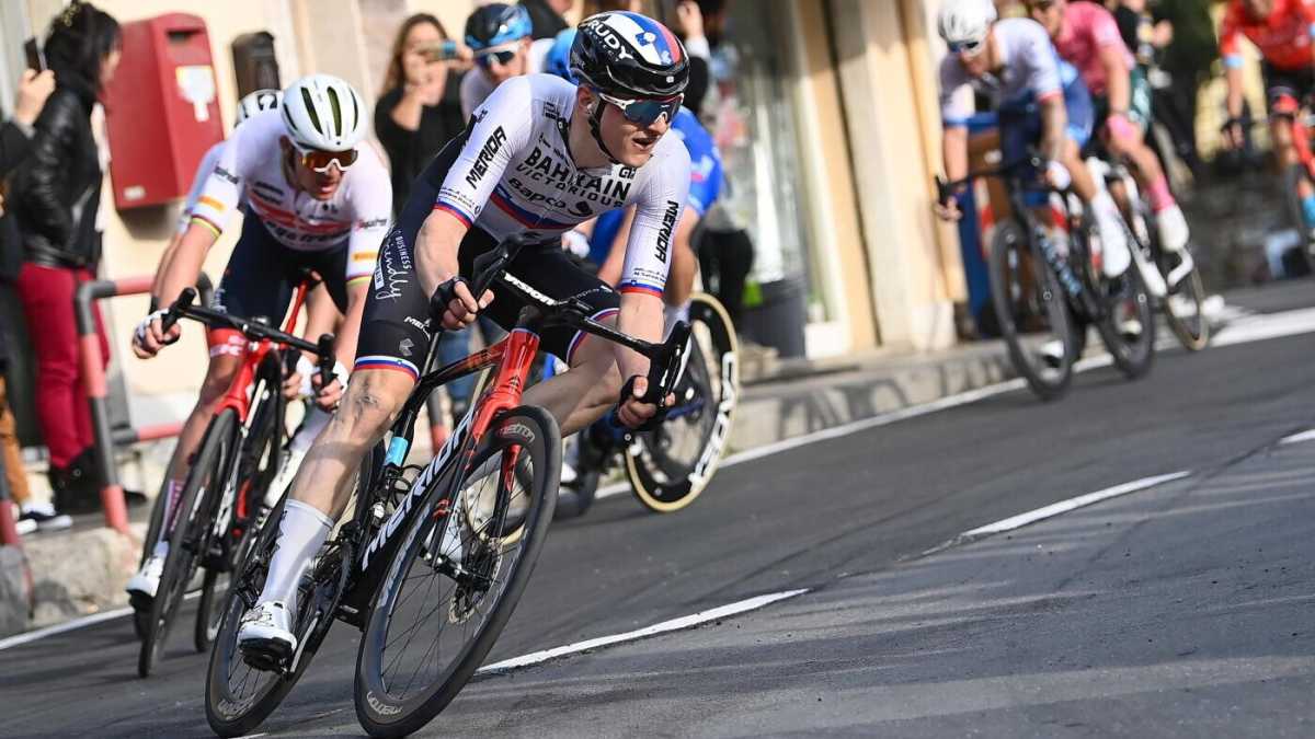 Immagine di Milano-Sanremo. Il filo dell'artista Mohoric
